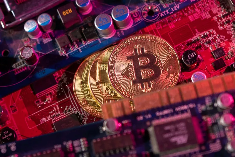 استبعاد العملات الرقمية للبنوك المركزية يشعل غضب الجمهوريين في قانون الدفاع الأميركي