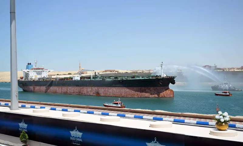 Global Shipping Prices Seen Easing as Traffic Returns to Suez Canal