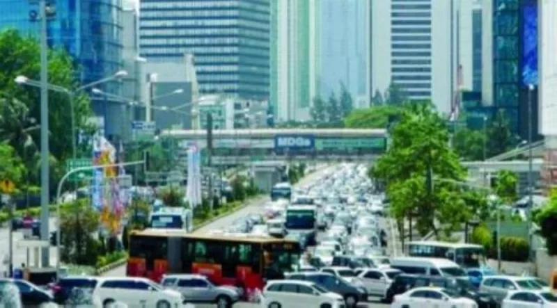 التضخم في إندونيسيا يسجل أعلى مستوى منذ 20 شهراً بفعل الفيضانات
