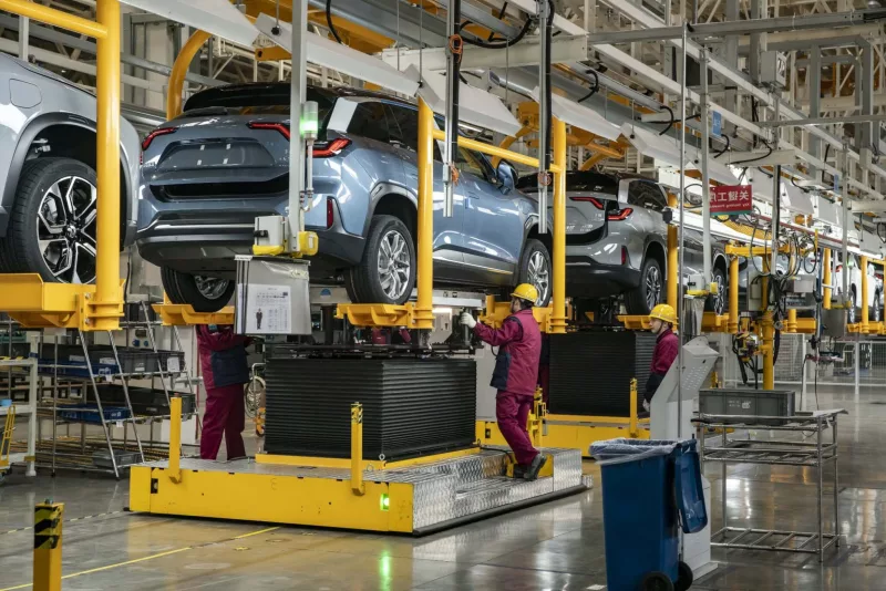 Wages in Japan’s Auto Industry Take Center Stage as BOJ Watches