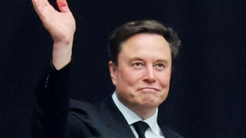 SpaceX Could Create the World’s First Trillionaire with Elon Musk