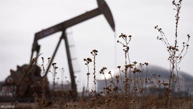 US Crude Oil Rises Amid Geopolitical Tensions