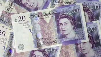 British Pound Falls Against the Dollar and the Euro at Market Close