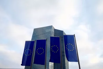European Central Bank Keeps Interest Rates Unchanged Amid Inflation Outlook