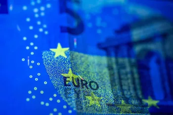 توقعات بمواصلة صعود اليورو إذا وسّع المركزي الأوروبي فجوة السياسة مع الفيدرالي
