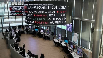 Selective Gains Keep European Stocks Steady Amid Sector Divergence