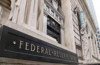 مسؤول بالفيدرالي يربط خفض الفائدة بتراجع التضخم إلى مستهدف 2%