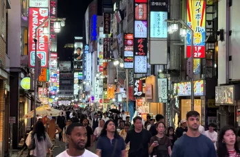 Japan’s October Data Keep BOJ on Track for Gradual Rate Hikes