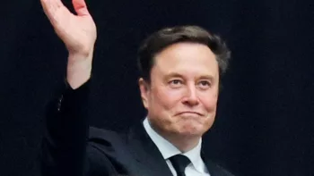 SpaceX Could Create the World’s First Trillionaire with Elon Musk